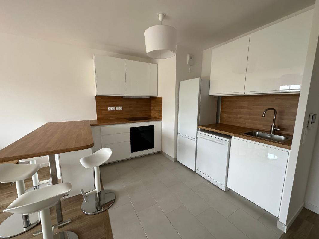 Appartement 3 pièces Meublé 56m² LE PLESSIS ROBINSON 92350 photo 3