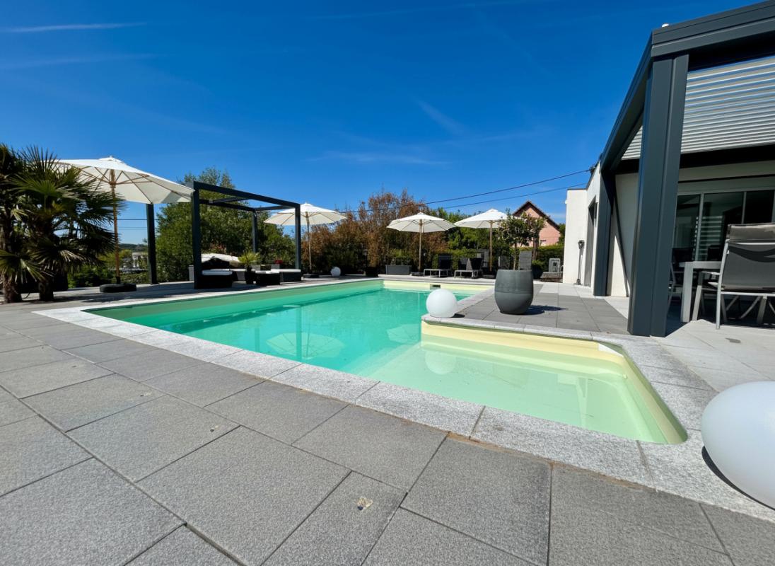 Maison 7 pièces 160 m² · à Laire · 160 m² · 420 000 €
