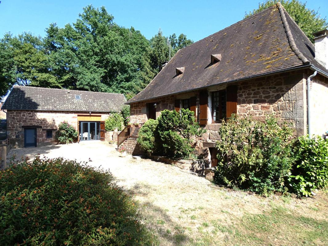Maison 7 pièces 180 m² · à Boisseuilh · 180 m² · 343 200 €