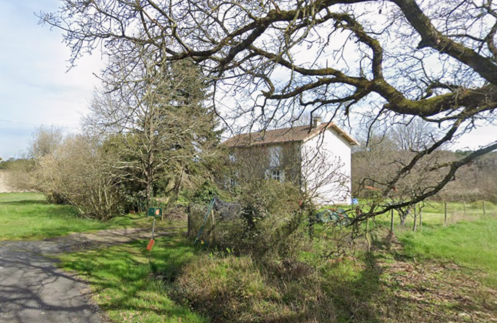 Maison 4 pièces 111 m² · à Bonnes · 111 m² · 145 000 €