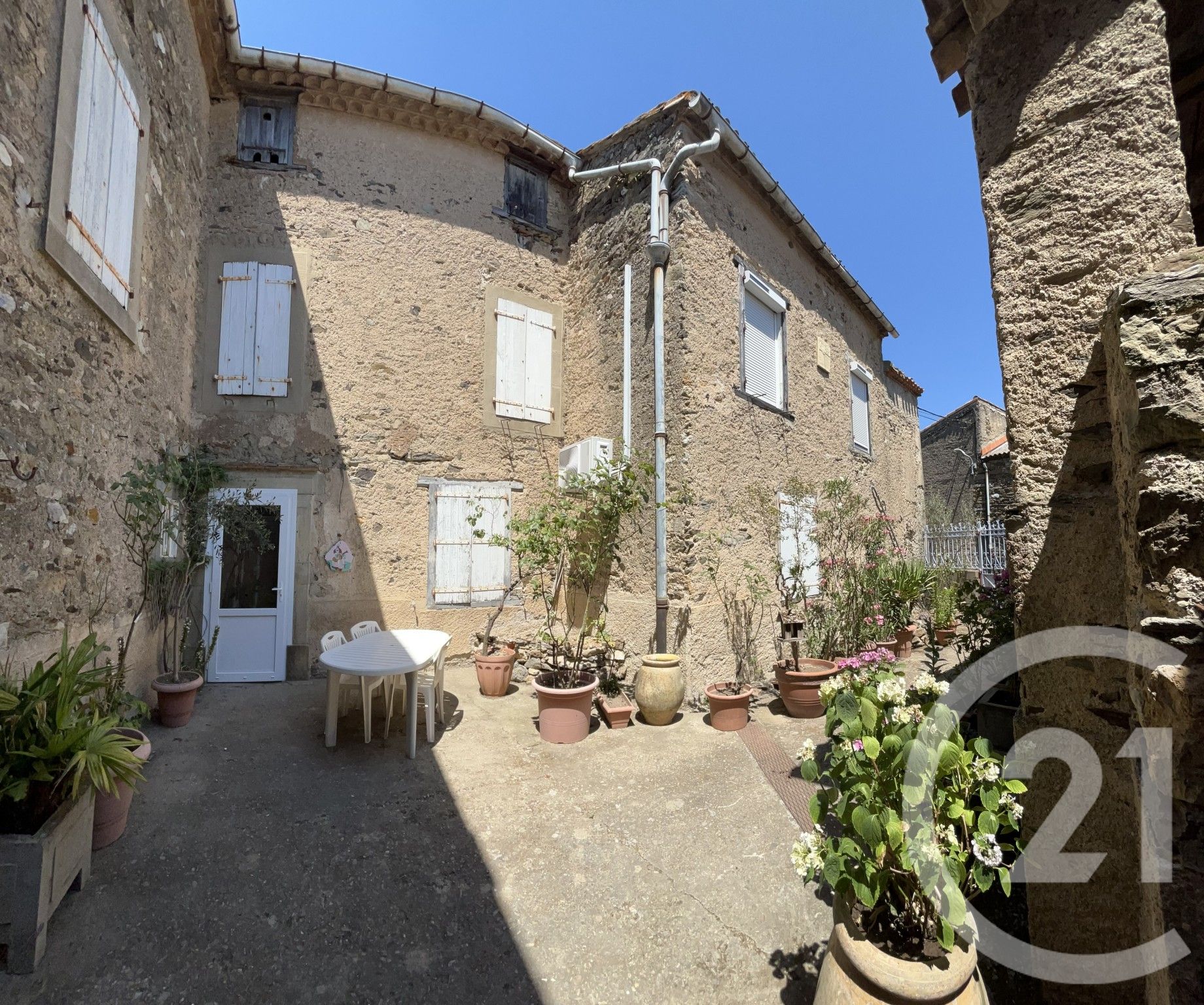 Maison 8 pièces 156 m² · à Limousis · 156 m² · 295 200 €