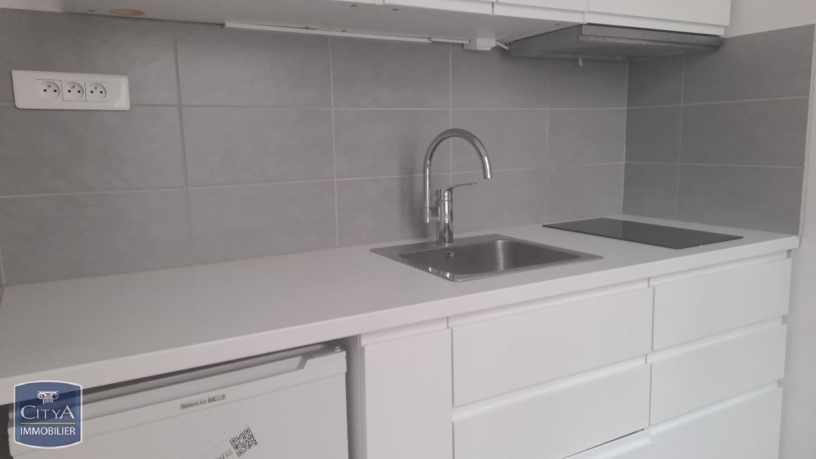 Appartement 1 pièce 23m² PARIS 10ème photo 2