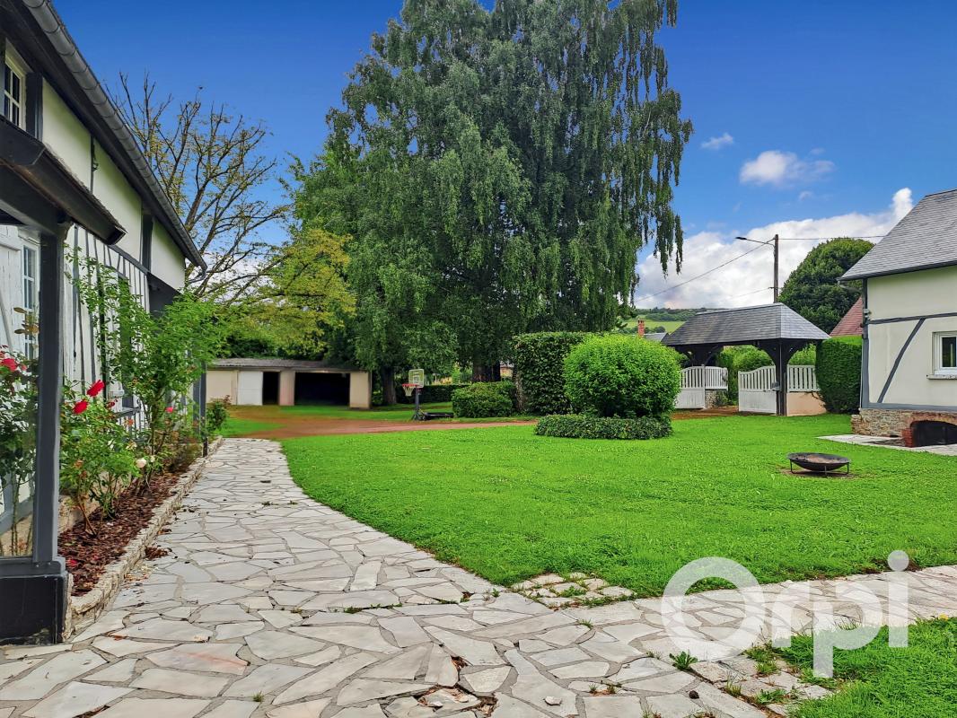 Maison 10 pièces 153 m² · à Gerberoy · 153 m² · 379 000 €