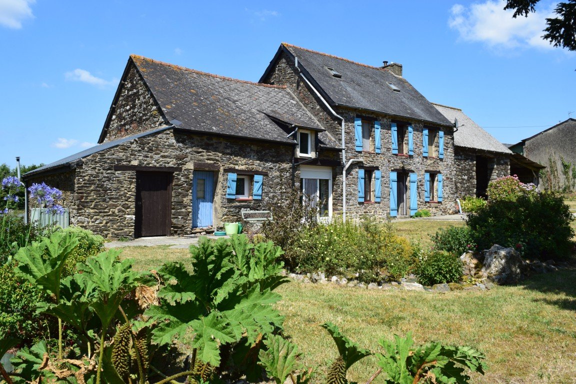 Maison 4 pièces 90 m² · à Saint-Hervé · 90 m² · 169 125 €