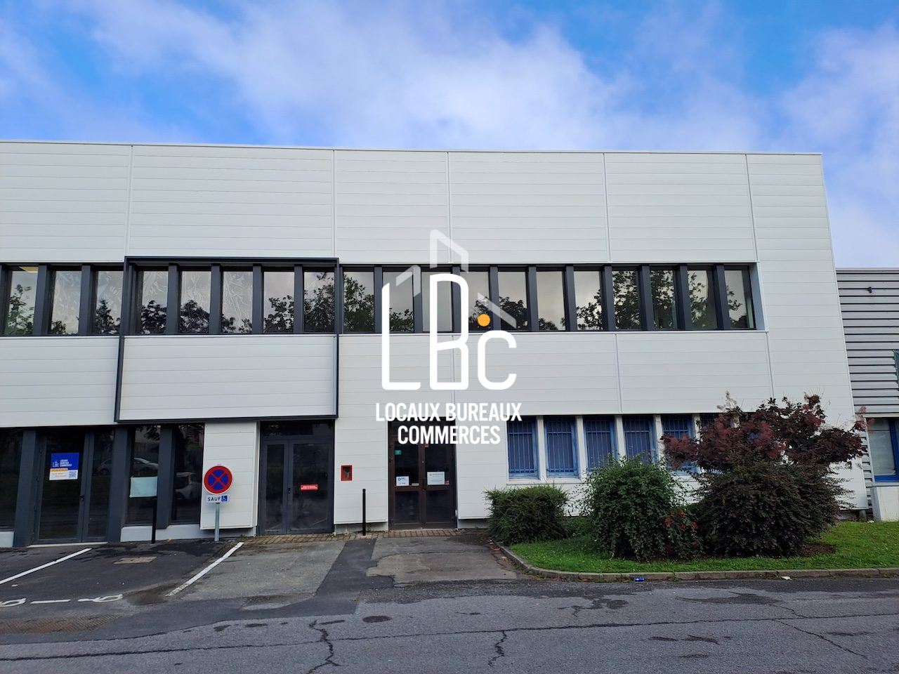Local commercial 216 m² · à St Herblain · 216 m² · 1 260 €/mois
