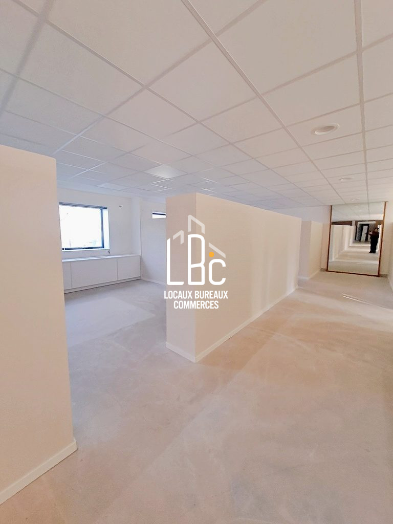 Local commercial 299 m² · à St Herblain · 299 m² · 2 243 €/mois
