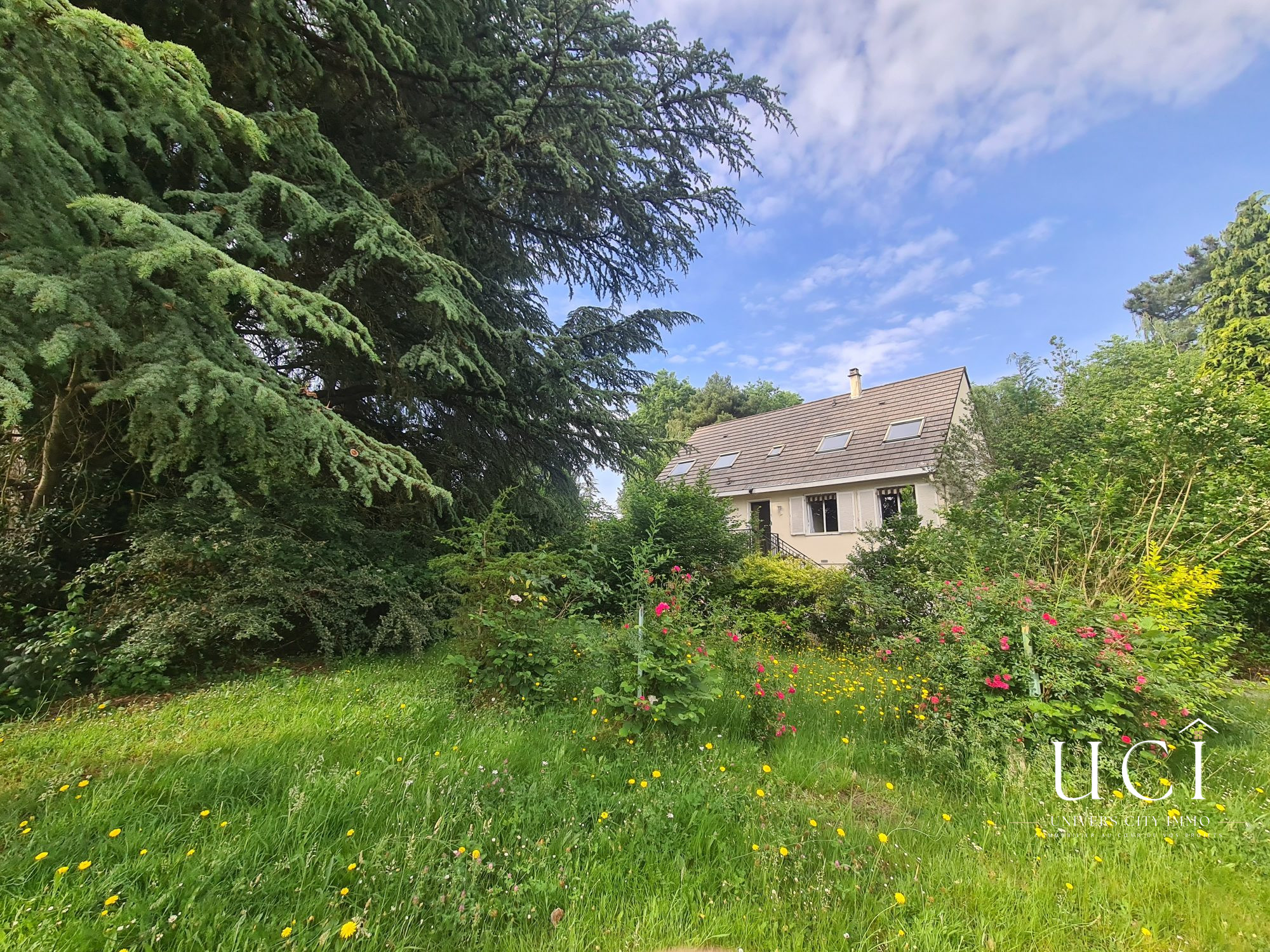 Maison 14 pièces 200 m² · à Treillieres · 200 m² · 320 250 €