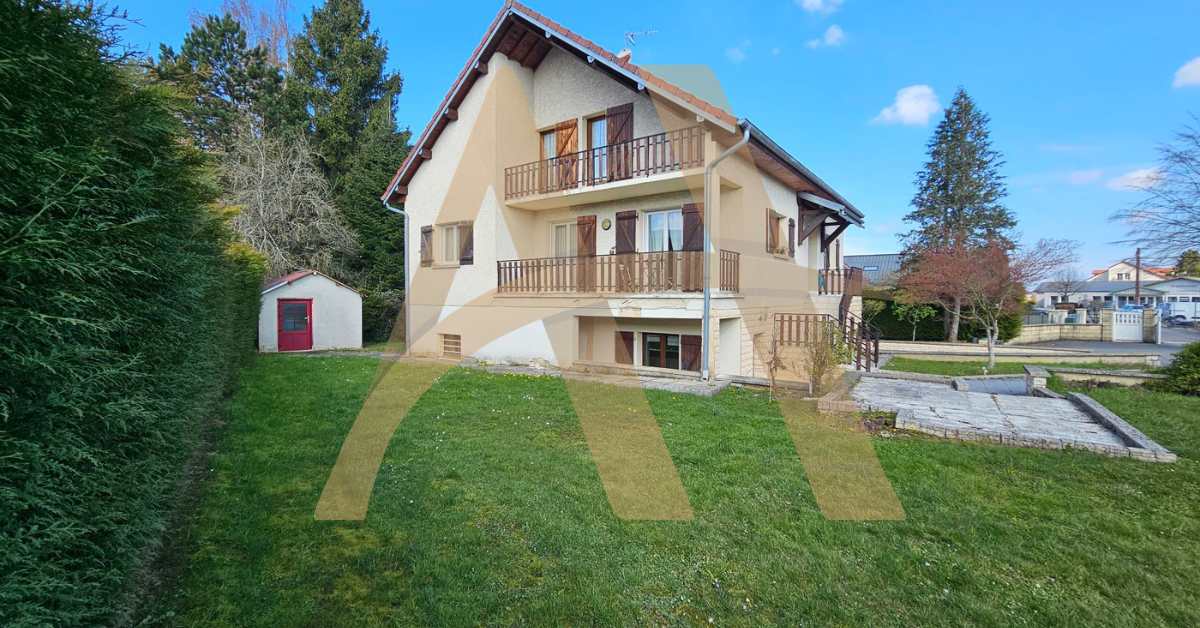 Maison 5 pièces 244 m² · à Valdahon · 244 m² · 424 000 €