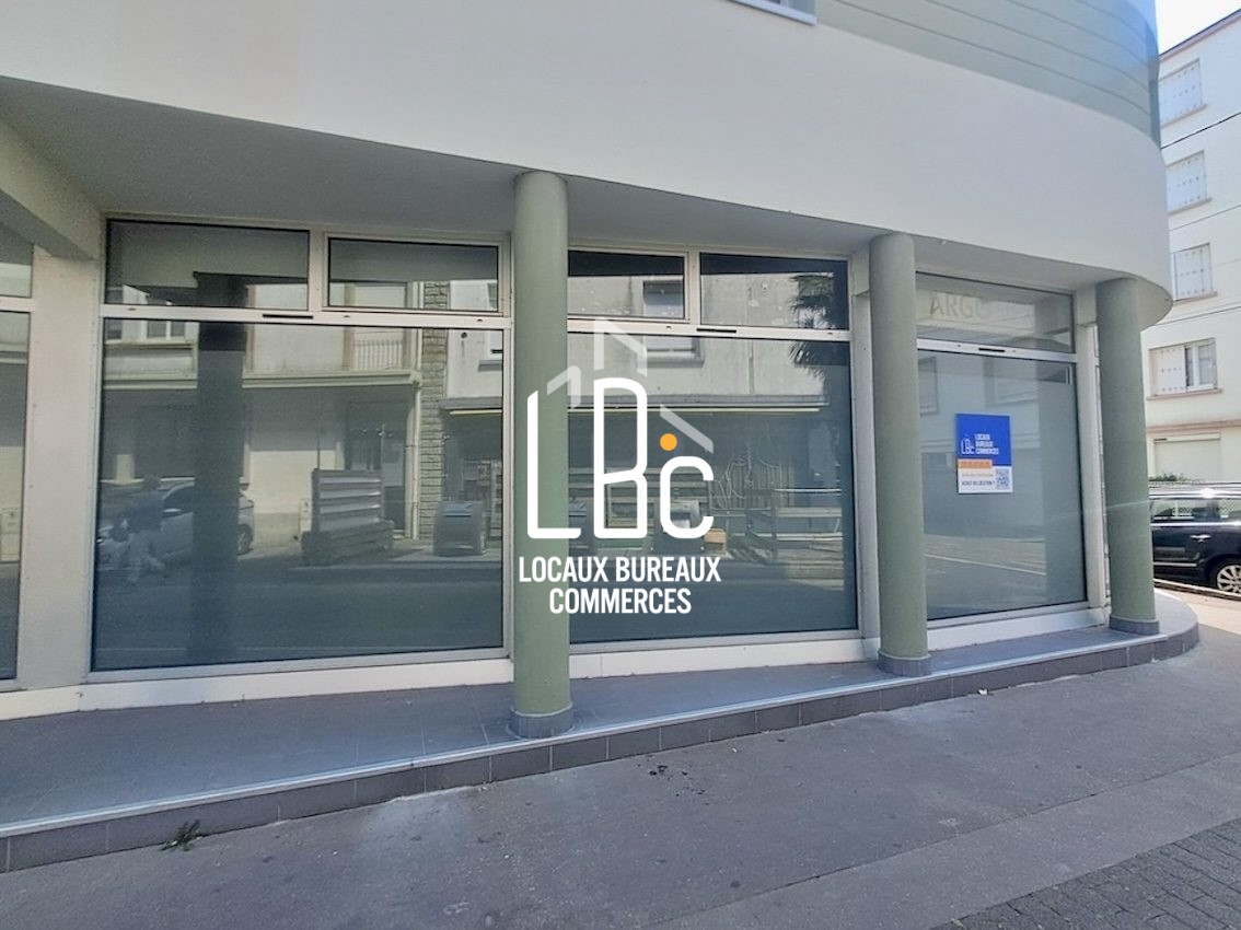 Local commercial 153 m² · à St Nazaire · 153 m² · 2 091 €/mois