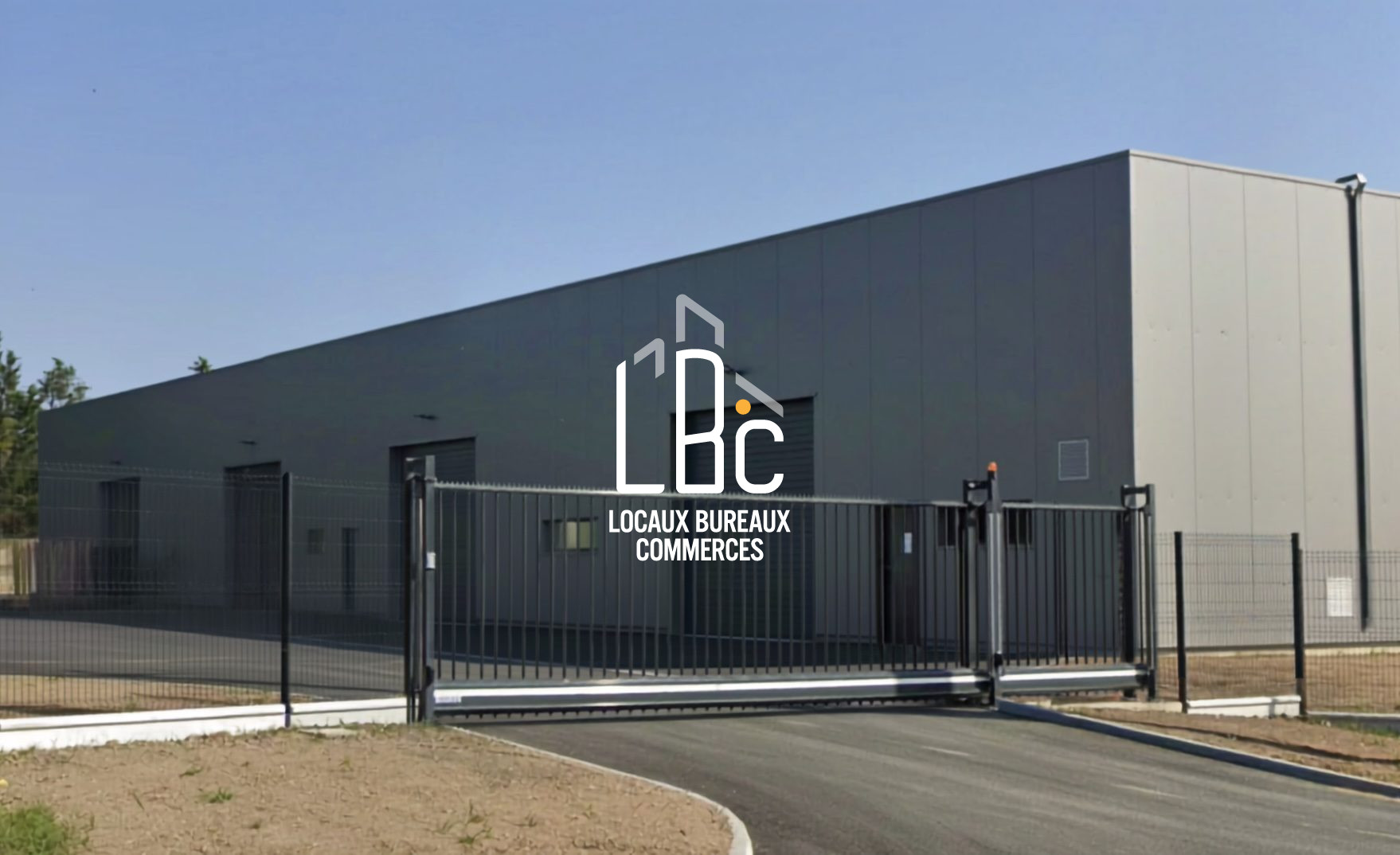 Local commercial 850 m² · à Ancenis · 850 m² · 6 000 €/mois