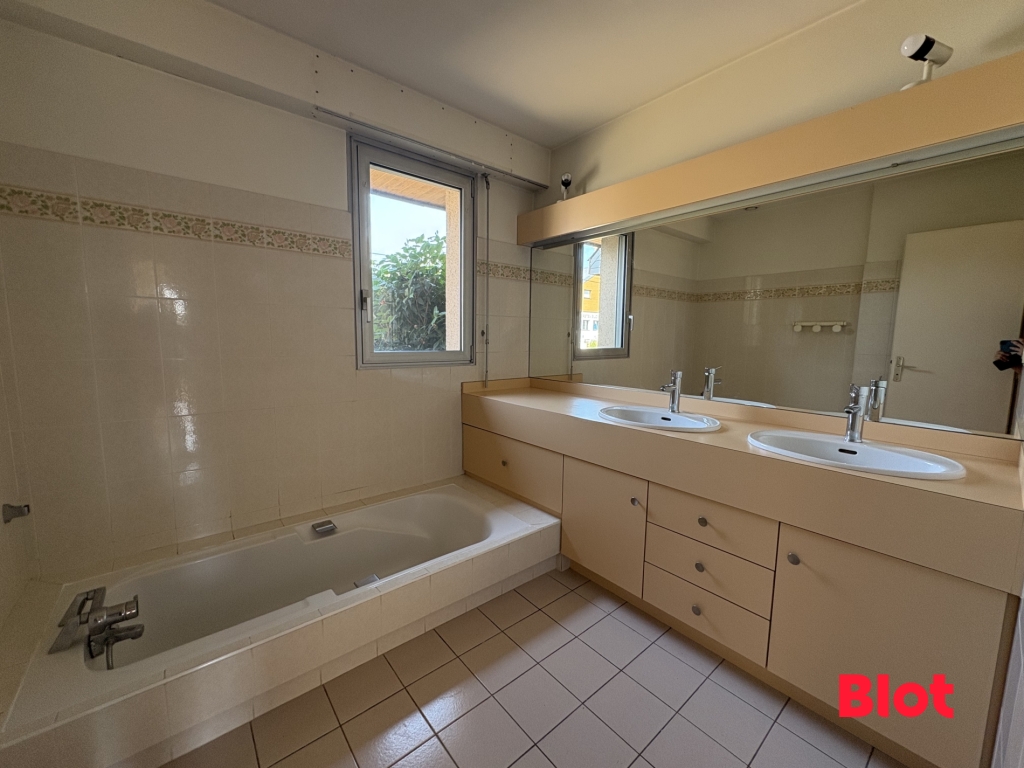 Maison – Bruz, Zone industrielle de la Bihardais, La Croix Madame - Vue 4