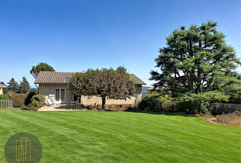 Maison 4 pièces 121 m² · à Saint-Jean-des-Vignes · 121 m² · 520 000 €