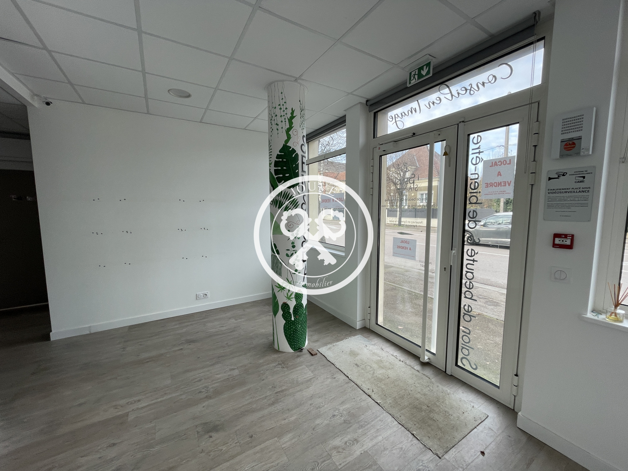 Local commercial 78 m² · à Sainte-Savine · 78 m² · 149 000 €