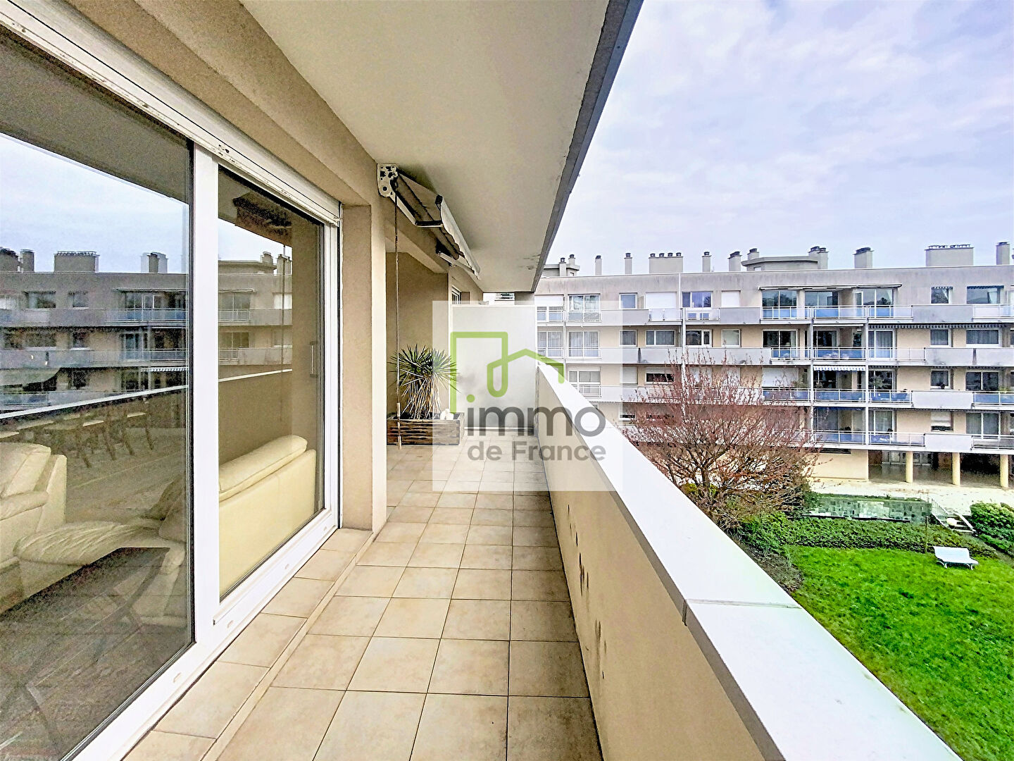 Appartement 3 pièces 82 m² · à Lille · 82 m² · 243 000 €