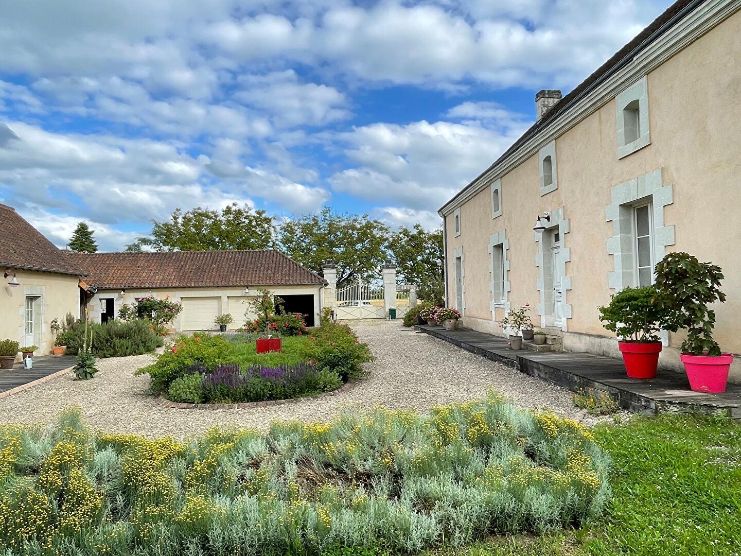 Maison 11 pièces 394 m² · à Doussay · 394 m² · 573 000 €