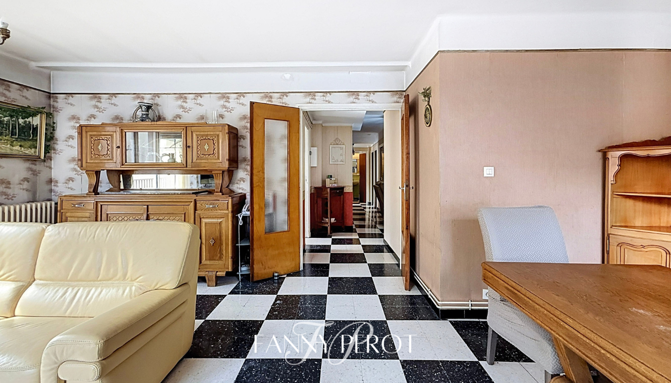 Appartement 4 pièces 91 m² · à Perpignan · 91 m² · 126 000 €