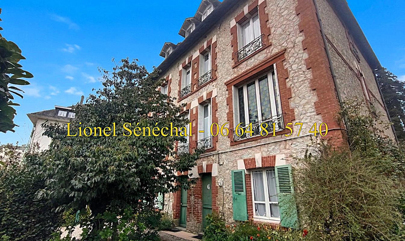 Achat Immeuble 300m² BAGNOLES DE L ORNE NORMANDIE 61140 - View 2