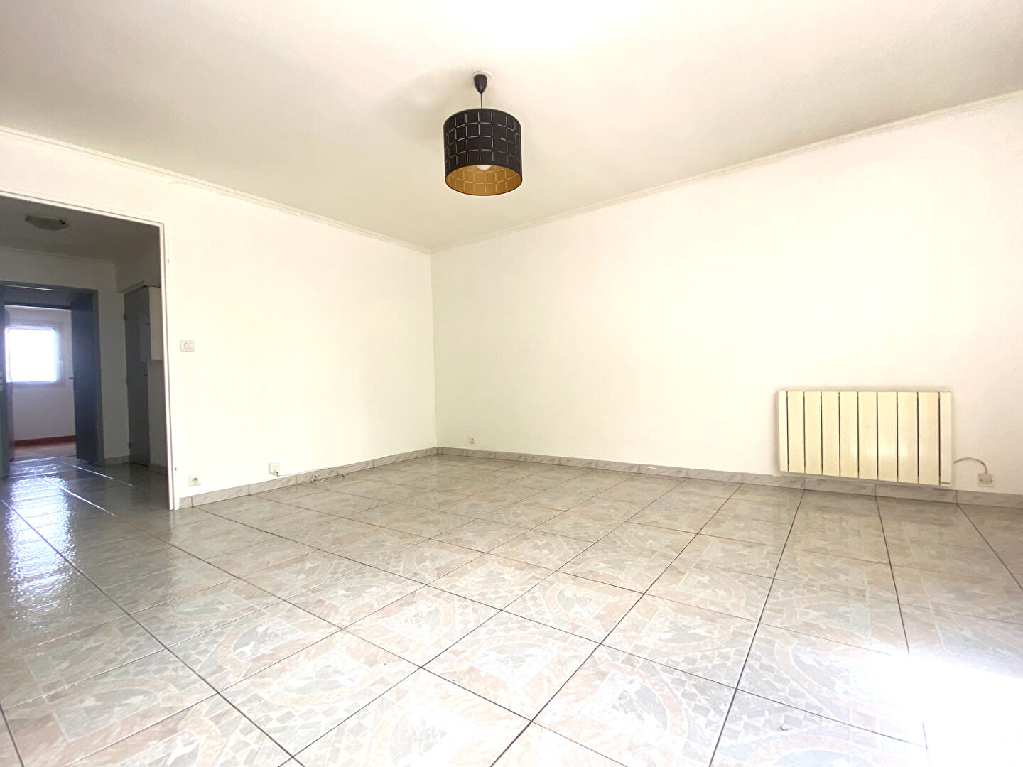 Appartement 3 pièces 65m² photo 3