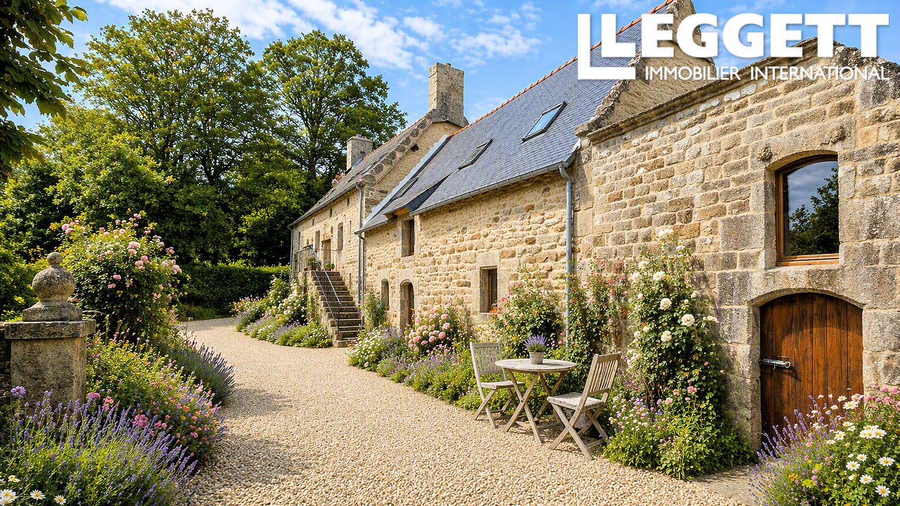 Maison 10 pièces 312 m² · à Baud · 312 m² · 675 000 €