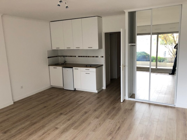 Appartement 1 pièce 31m² NOGENT SUR MARNE 94130 photo 2