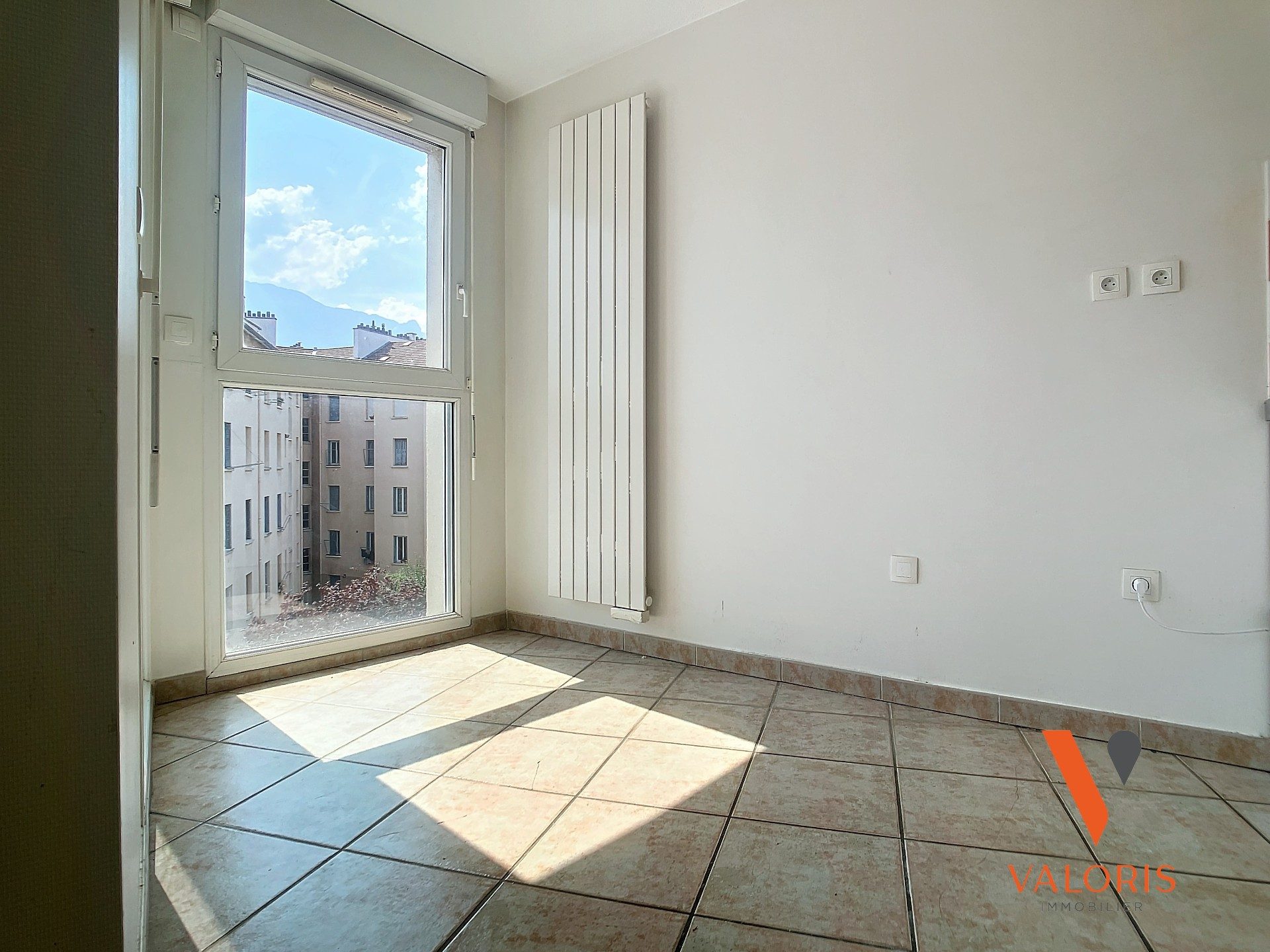 Appartement – Grenoble, L'Estacade, Secteur 1 - Plus