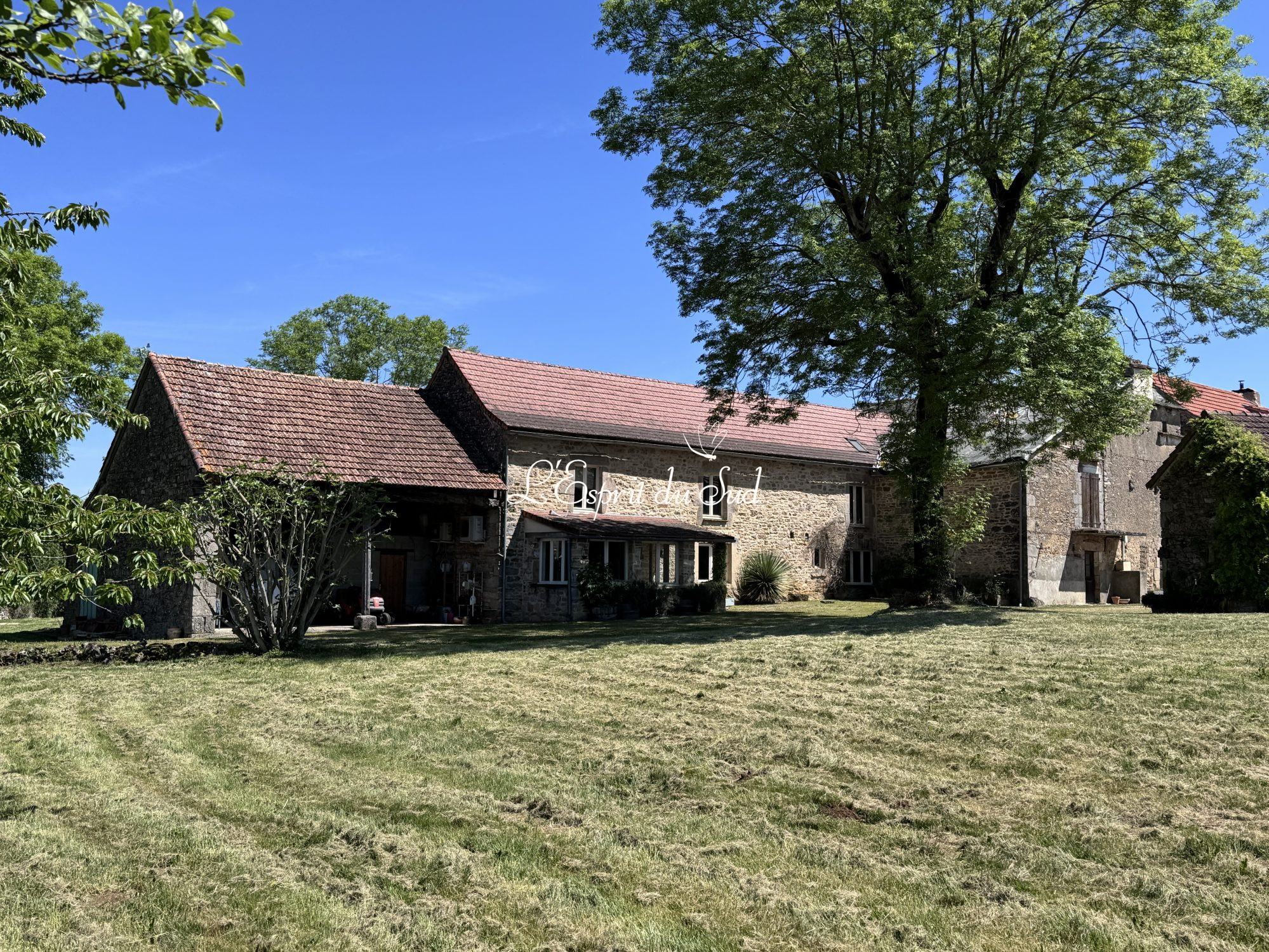 Maison 8 pièces 216 m² · à Castanet · 216 m² · 285 000 €