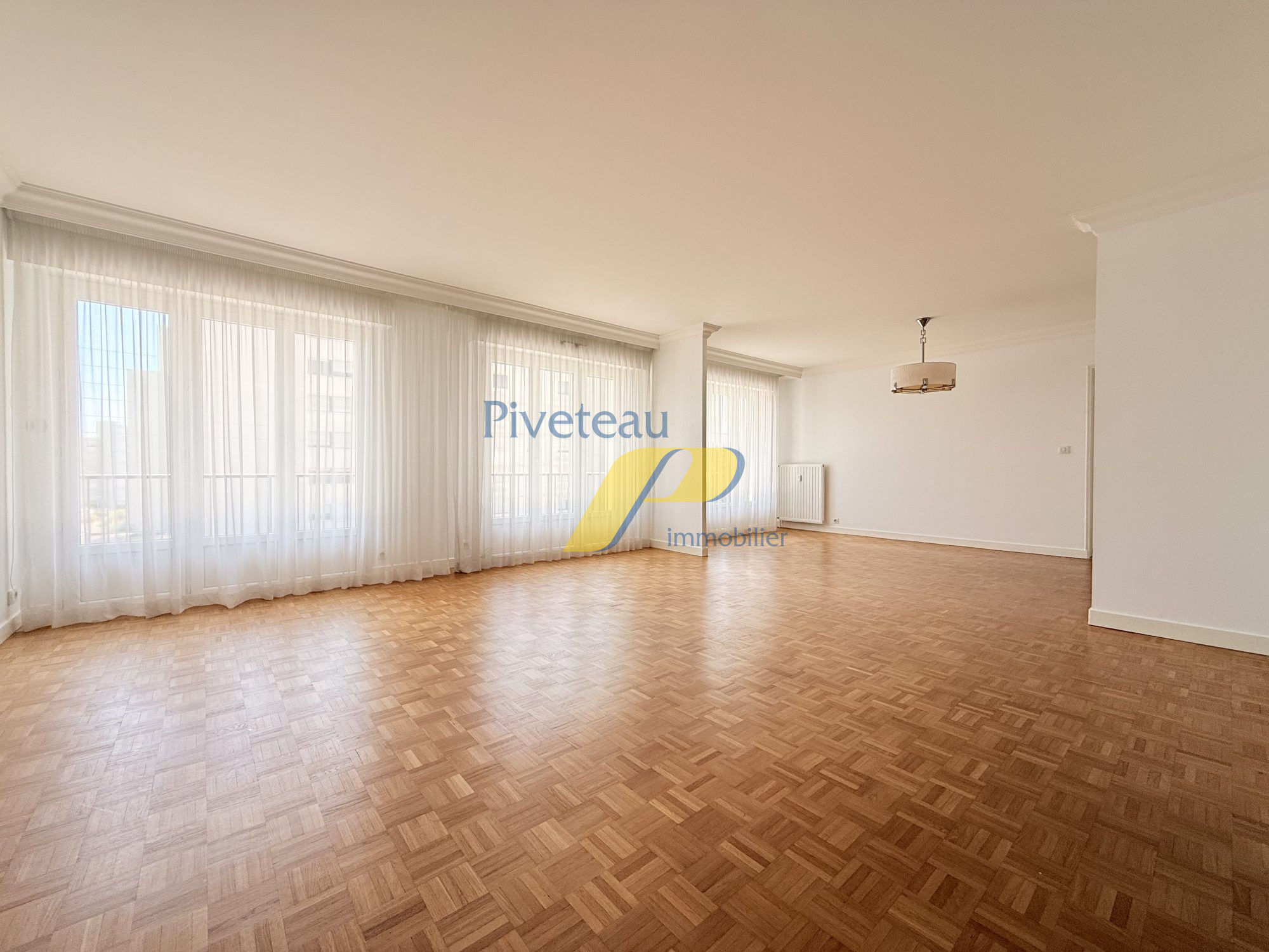 Appartement 5 pièces 122 m² · à Nantes · 122 m² · 374 900 €