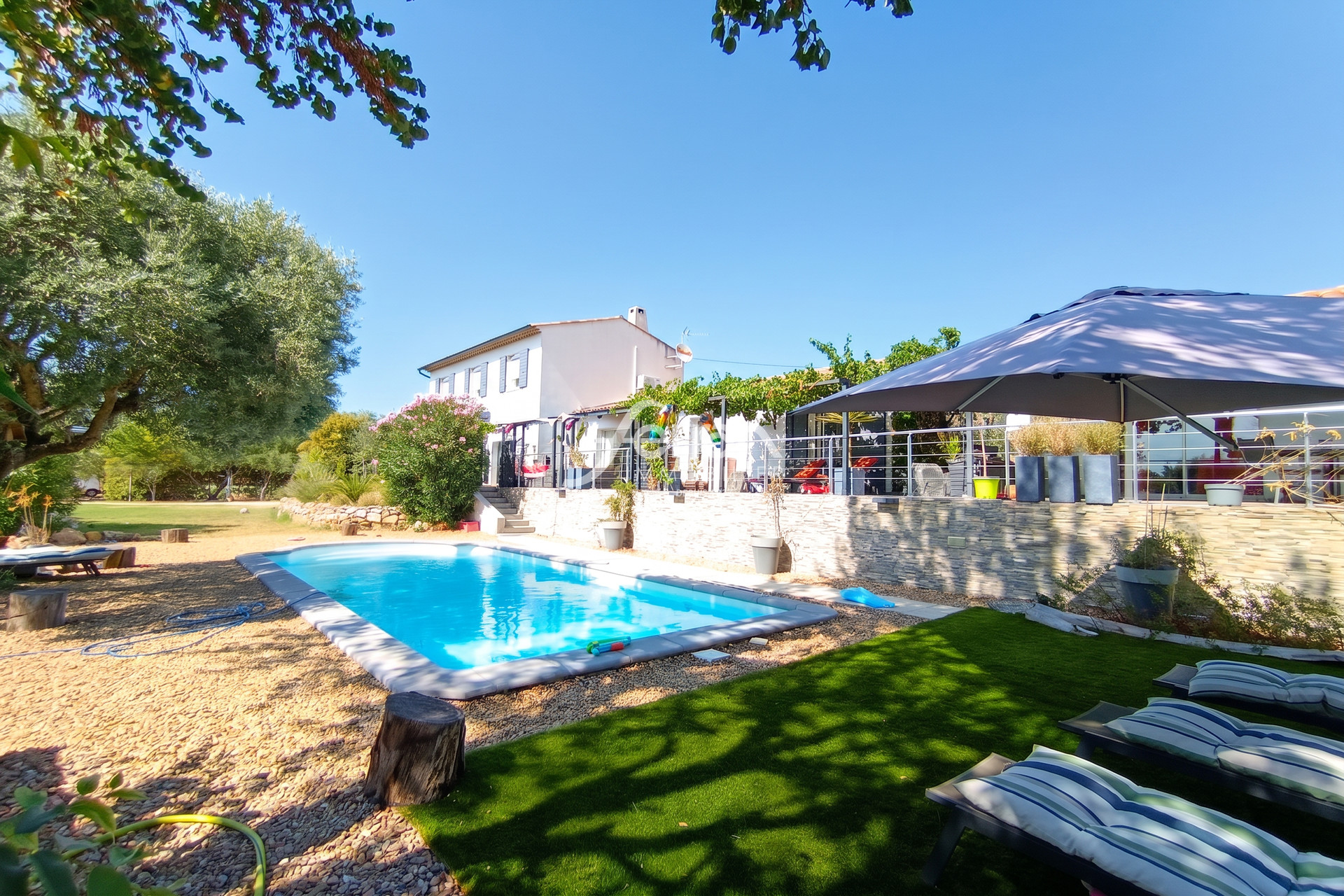 Maison 10 pièces 238 m² · à Draguignan · 238 m² · 728 000 €