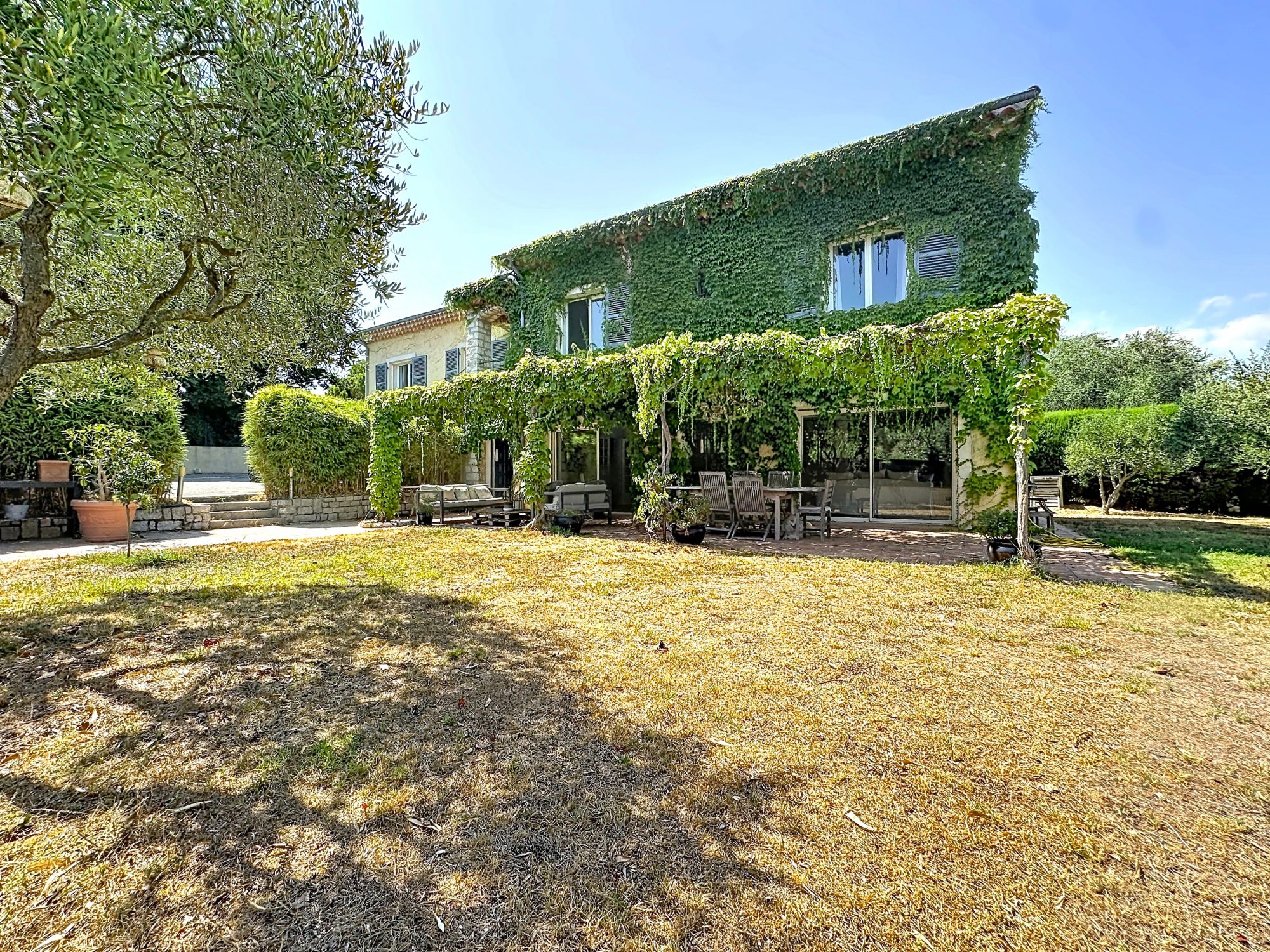 Maison 7 pièces 235 m² · à Mougins · 235 m² · 1 890 000 €
