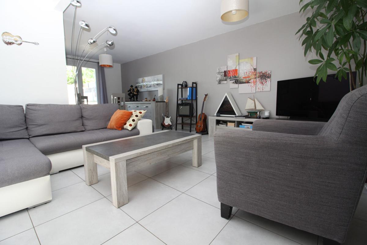 Maison 5 pièces 93 m² · à Villeneuve sur Aisne · 93 m² · 199 000 €