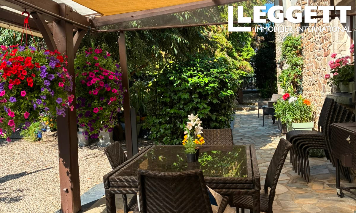 Maison 6 pièces 178 m² · à Yvignac-la-Tour · 178 m² · 349 800 €