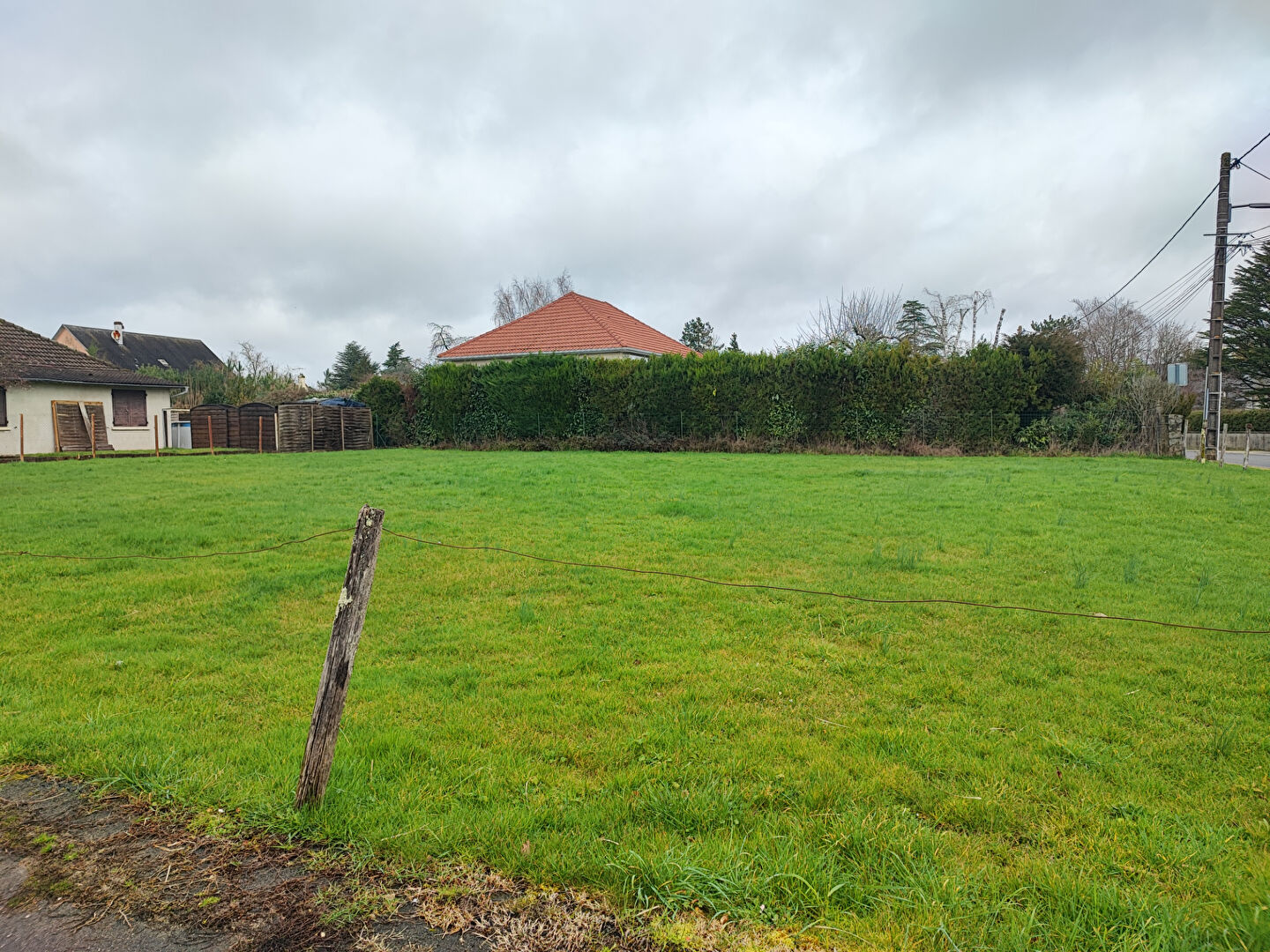 Grond, 405 m²