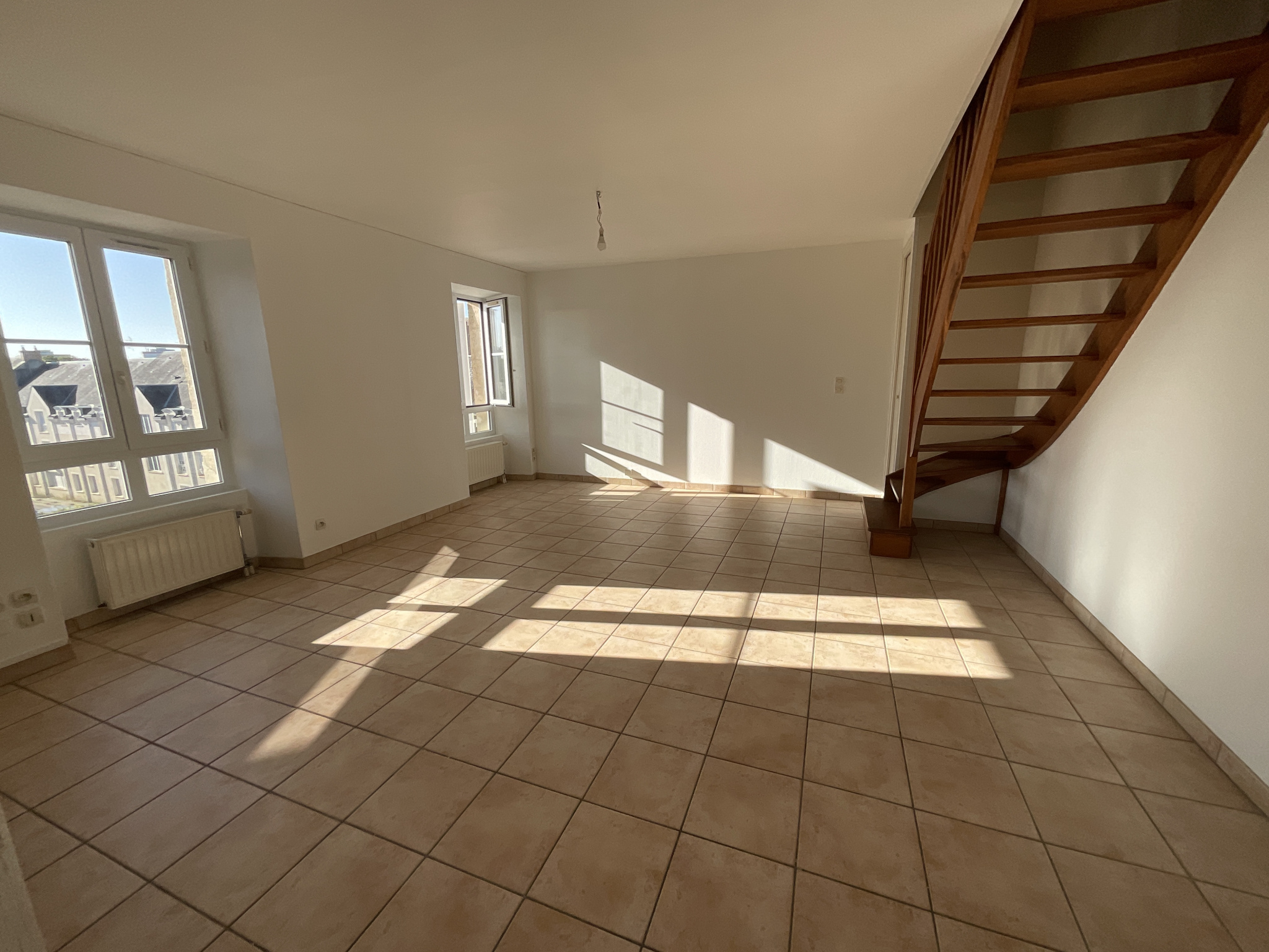 Appartement 4 pièces 98 m² · à Bourges · 98 m² · 915 €/mois