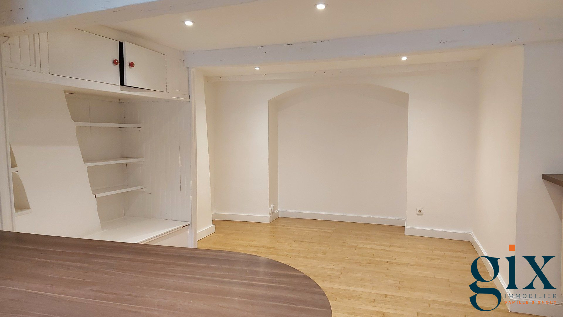 Appartement – GRENOBLE ISERE AUVERGNE-RHÔNE-ALPES - Plus