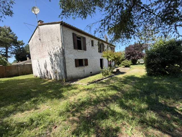 Maison – Saint-Martin-de-Coux, Aux Sables, Les Chagnasses