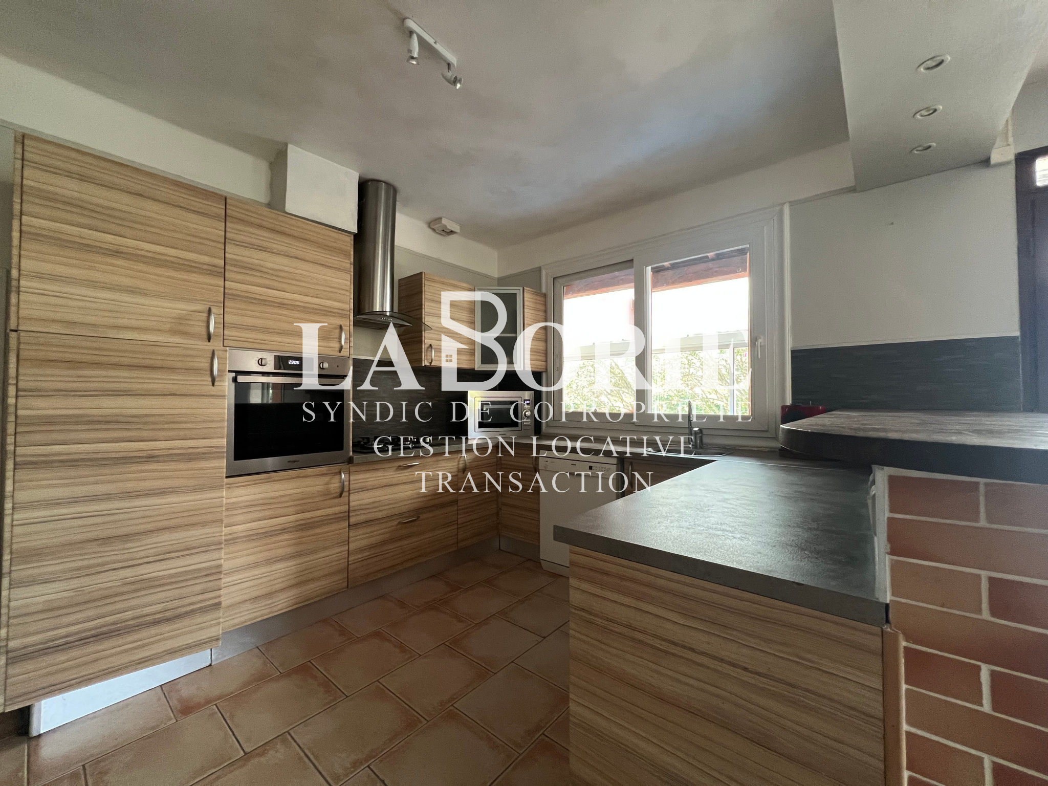 Maison – Piolenc, Vaucluse - Vue 3
