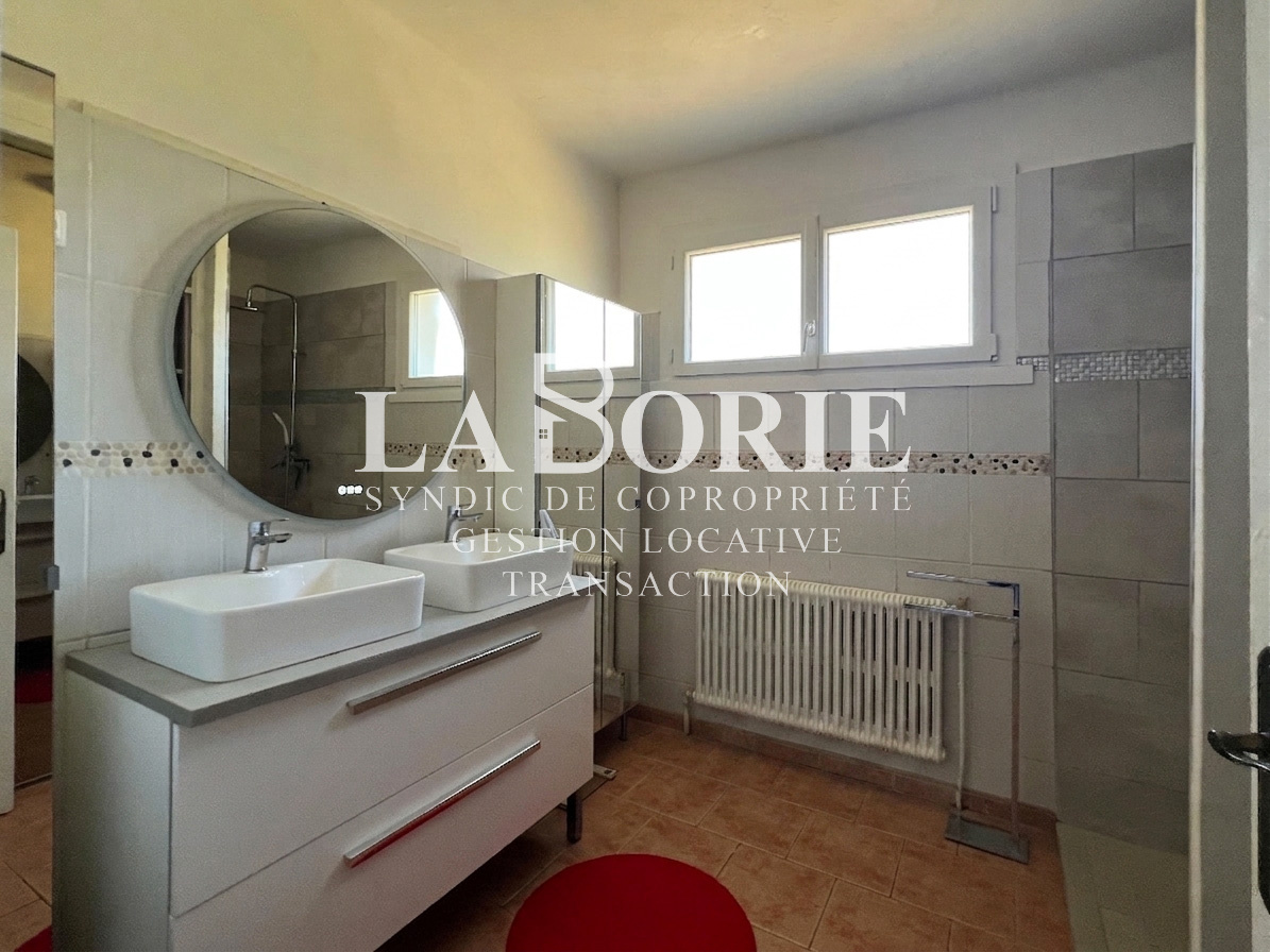 Maison – Piolenc, Vaucluse - Plus