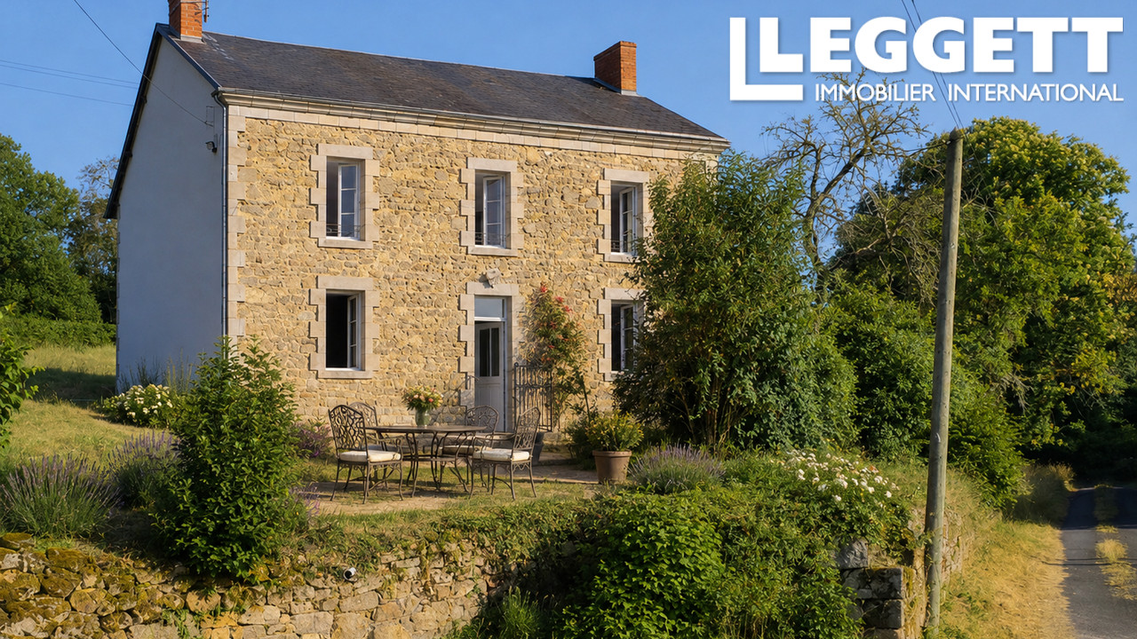 Maison 6 pièces 162 m² · à Arfeuille-Châtain · 162 m² · 245 000 €