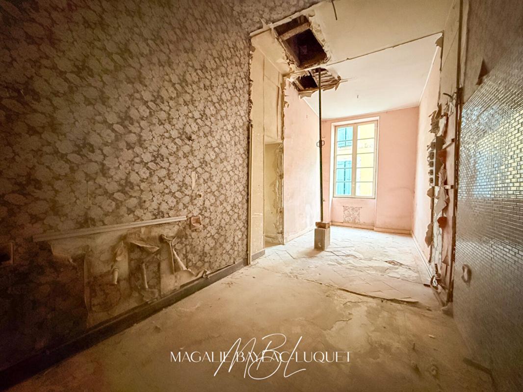 Immeuble 162 m² · à Castelnaudary · 162 m² · 59 000 €
