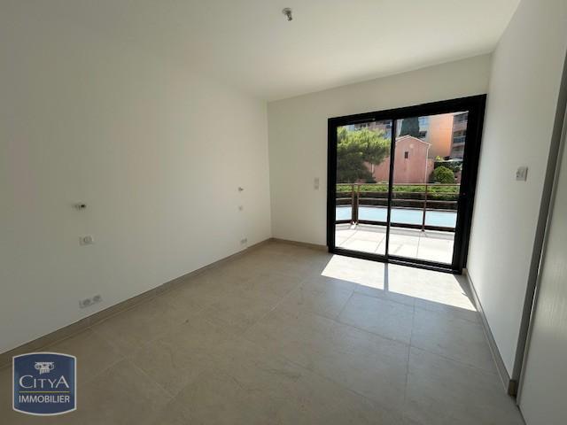 Appartement – ST RAPHAEL VAR PROVENCE-ALPES-COTE-D-AZUR - Vue 5