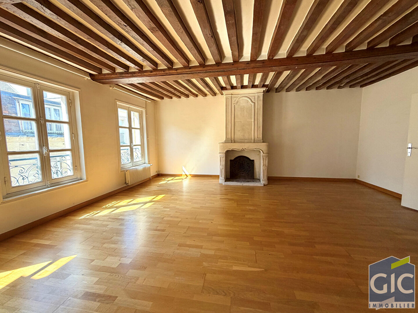 Appartement 3 pièces 122 m² · à Caen · 122 m² · 1 200 €/mois