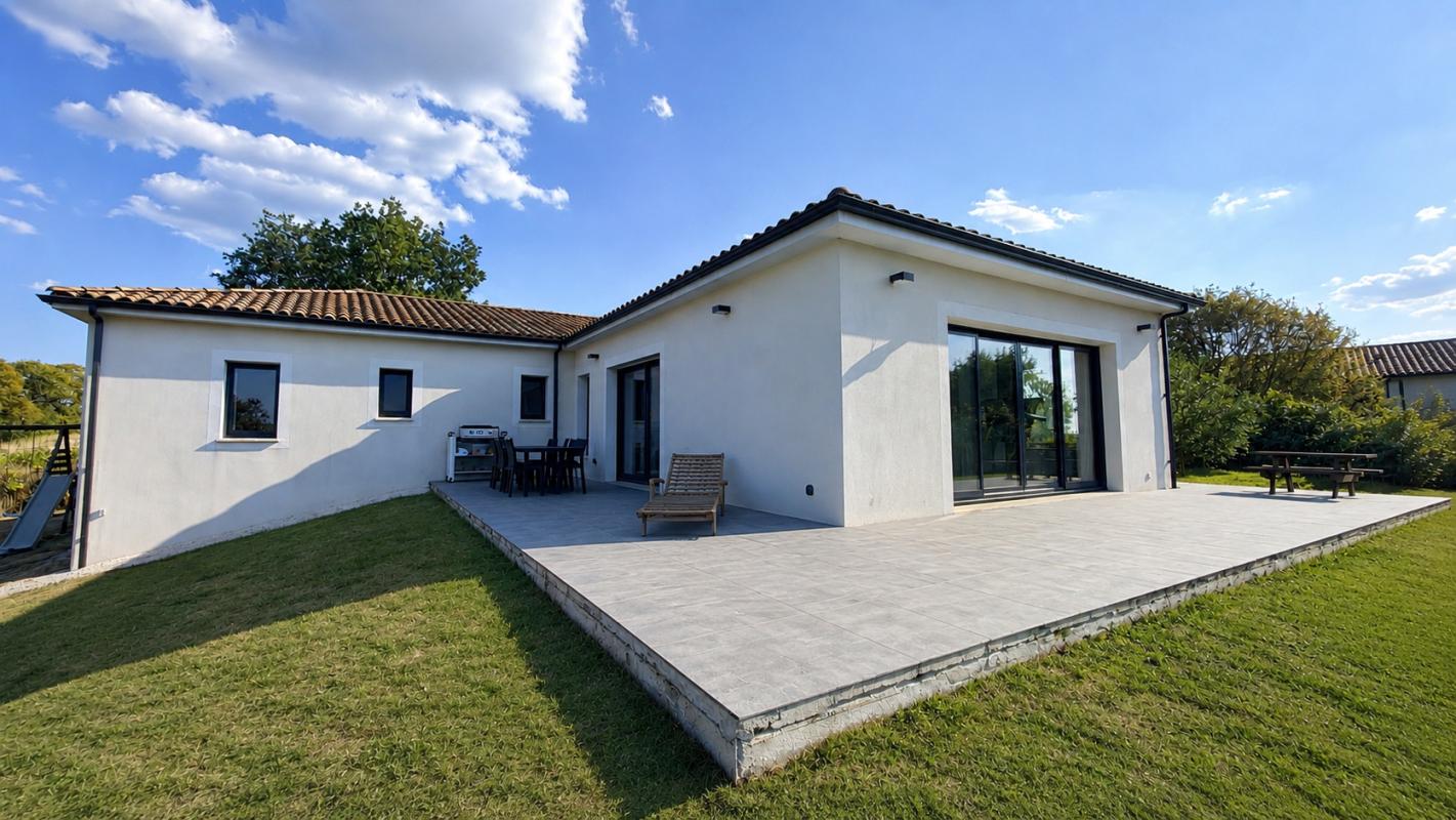 Maison 6 pièces 159 m² · à St Pierre Lafeuille · 159 m² · 332 000 €