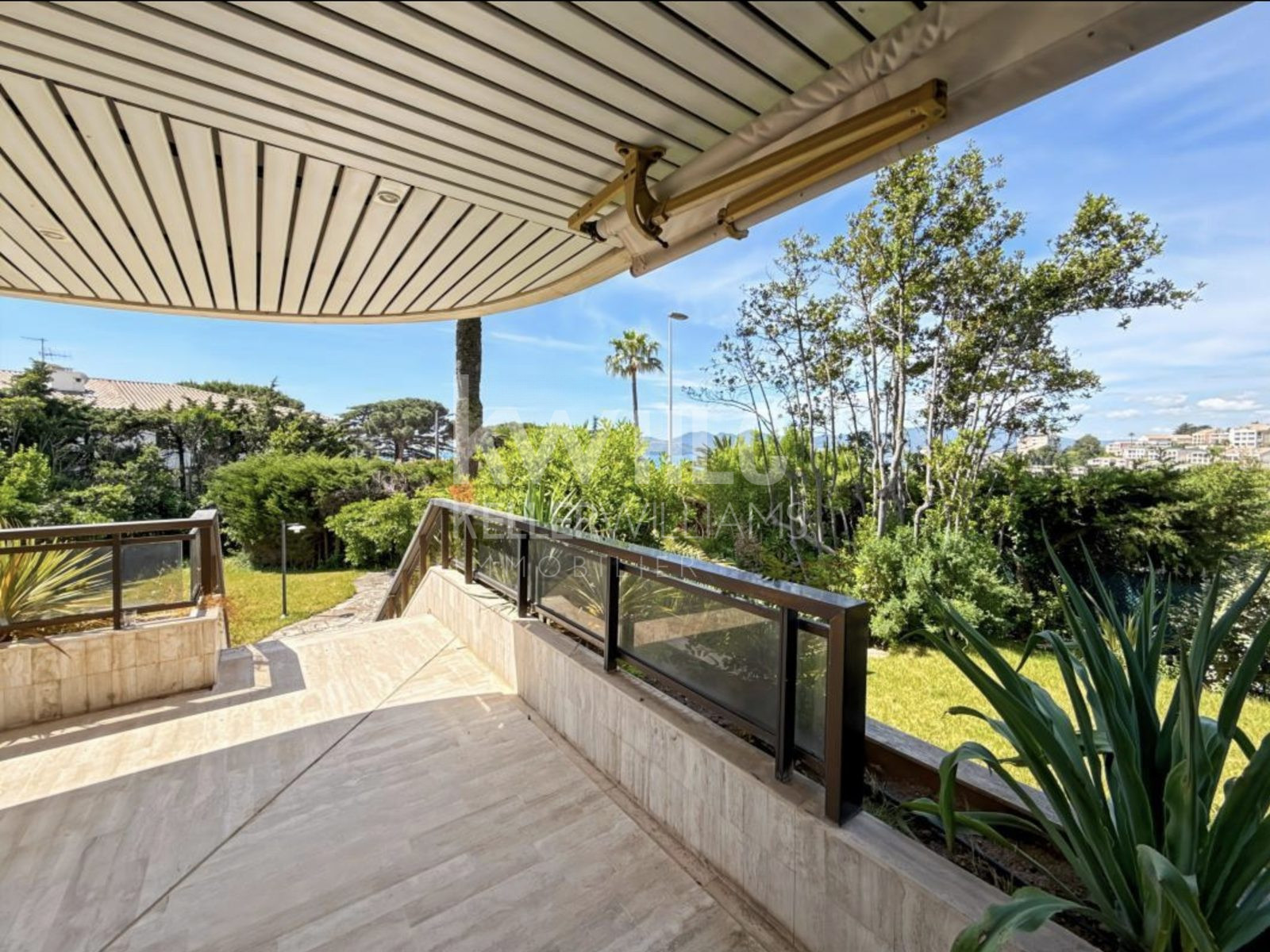 Appartement 8 pièces 270 m² · à Cannes · 270 m² · 2 790 000 €