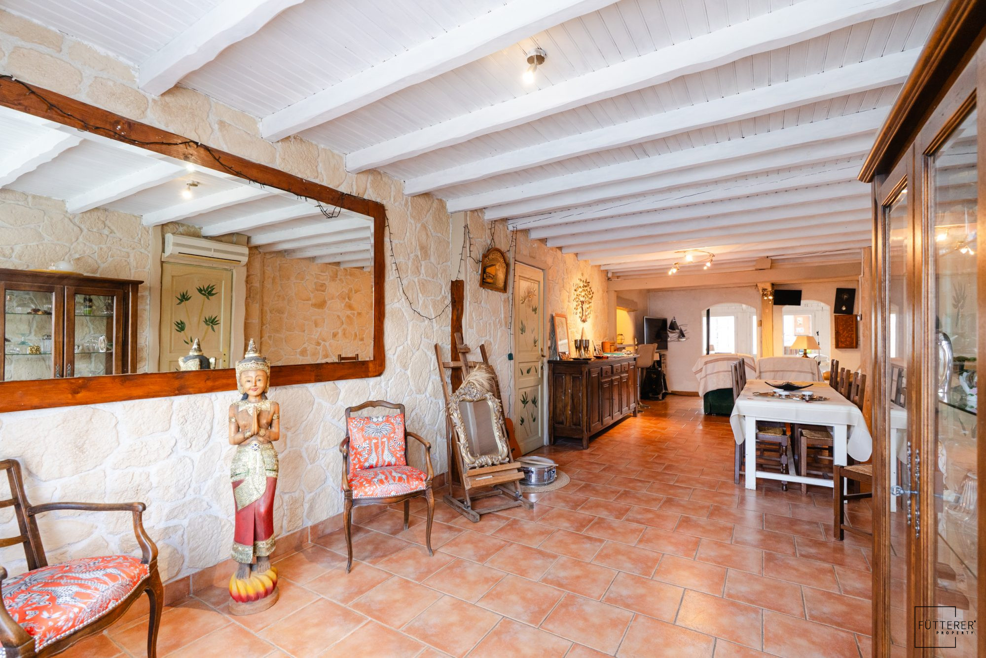 Maison 5 pièces 132 m² · à Vinassan · 132 m² · 176 500 €