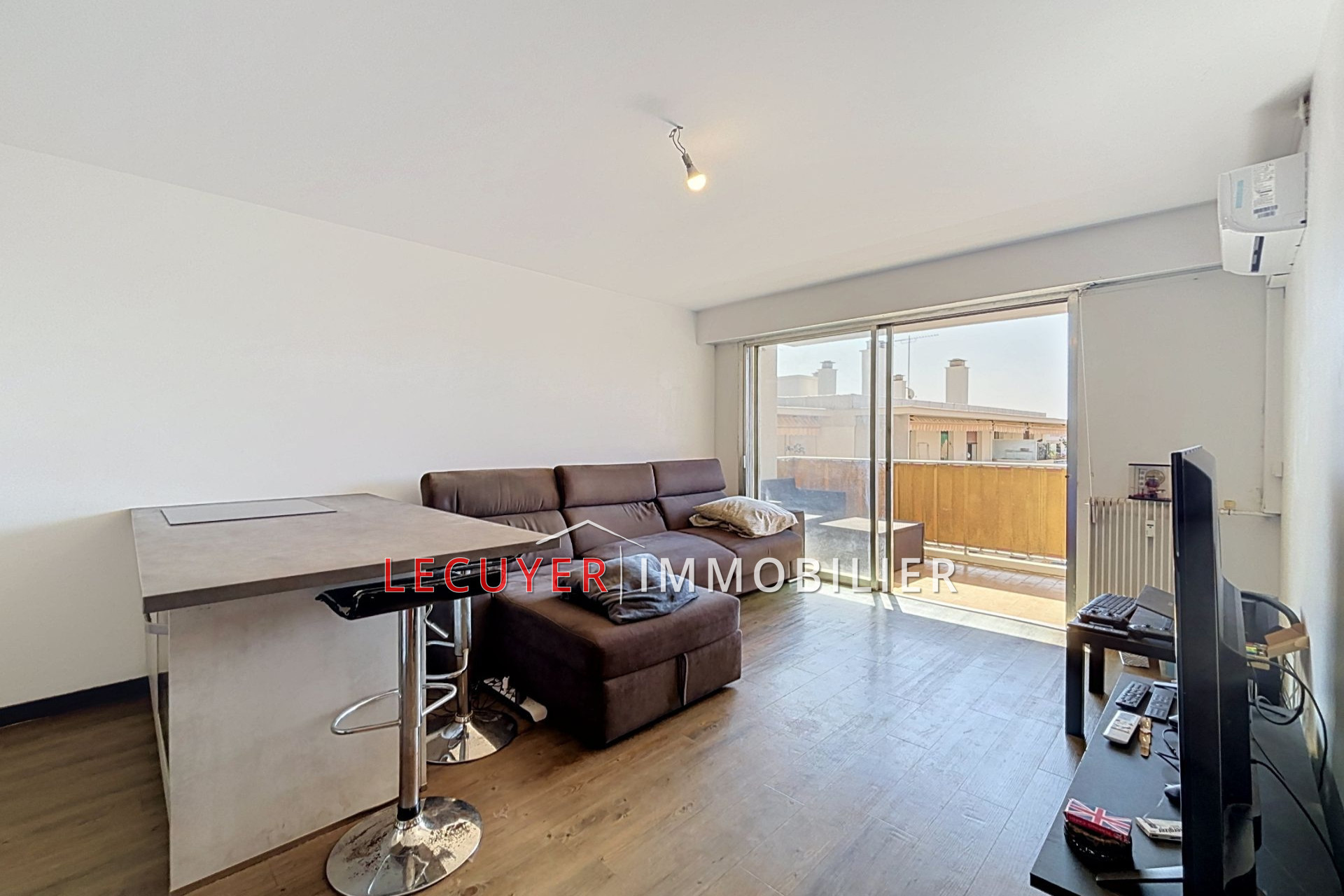 Appartement 1 pièce 27 m² · à Le Golfe Juan · 27 m² · 165 000 €