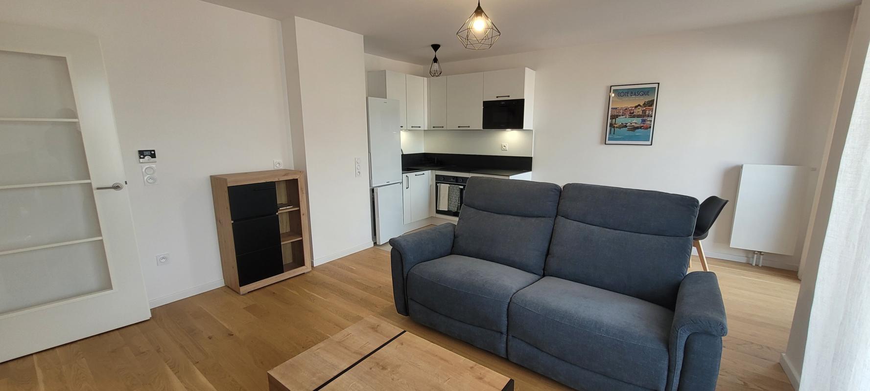 Appartement 2 pièces Meublé 46m² ISSY LES MOULINEAUX 92130 photo 2