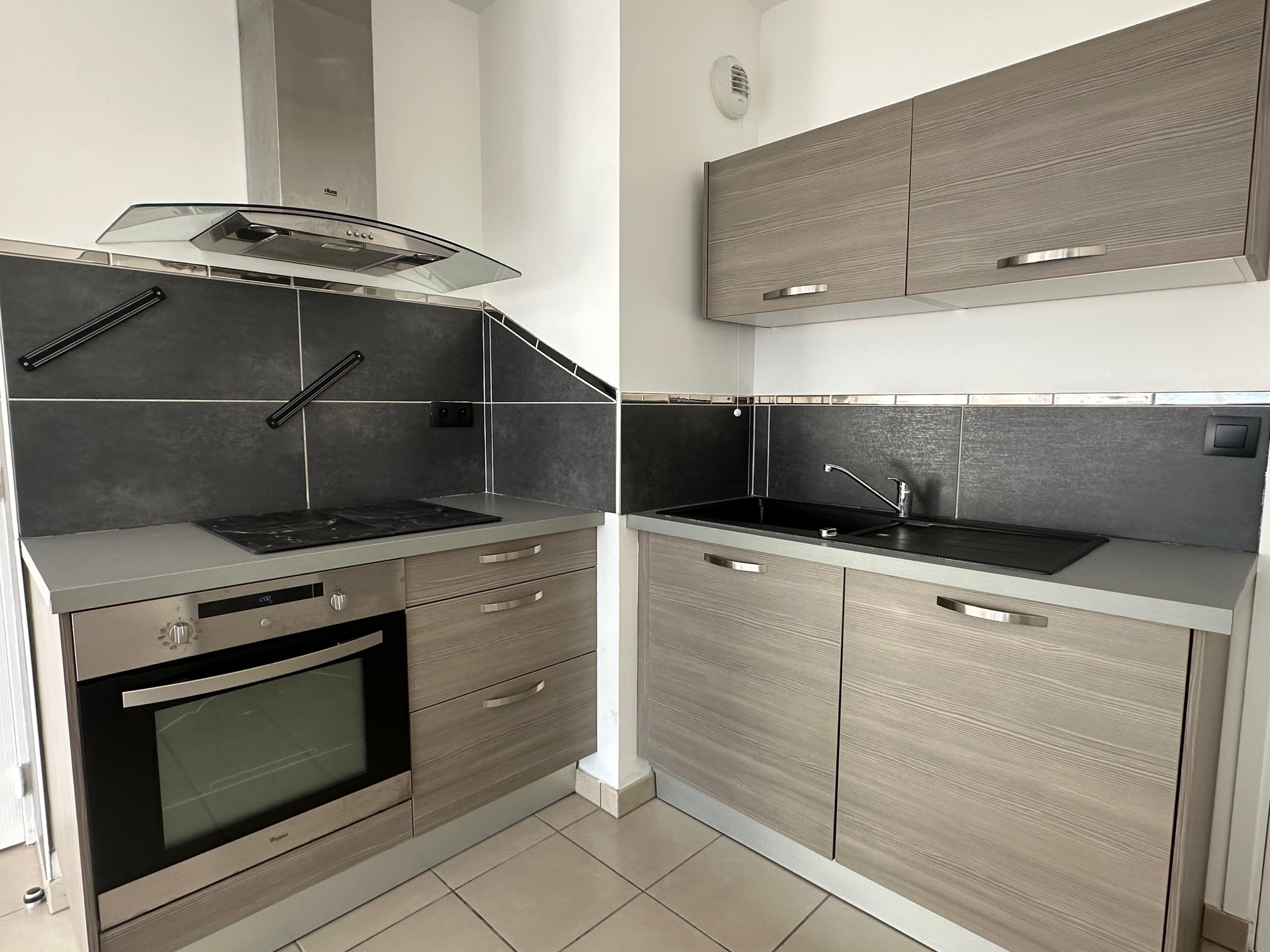 Appartement – VILLEFRANCHE SUR SAONE RHONE AUVERGNE-RHÔNE-ALPES - Vue 3