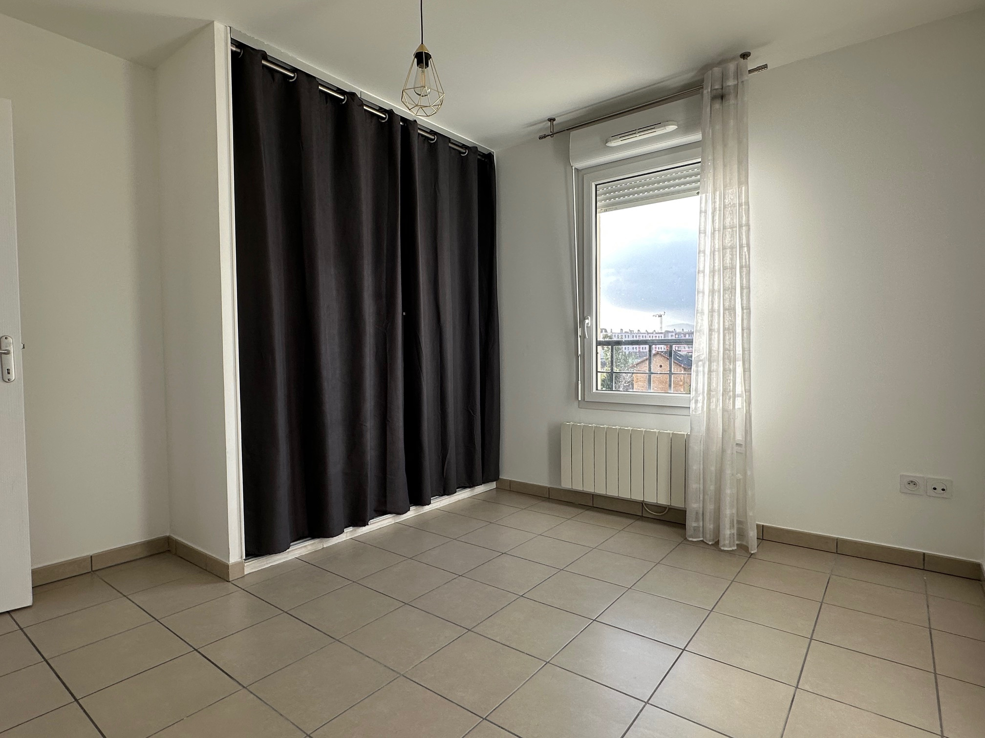 Appartement – VILLEFRANCHE SUR SAONE RHONE AUVERGNE-RHÔNE-ALPES - Plus