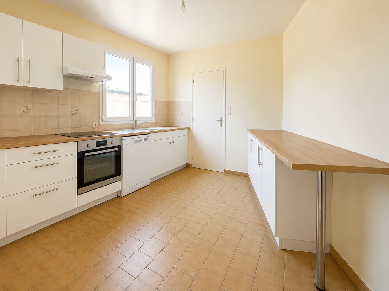 Maison – LE MANS SARTHE PAYS-DE-LA-LOIRE - Vue 3