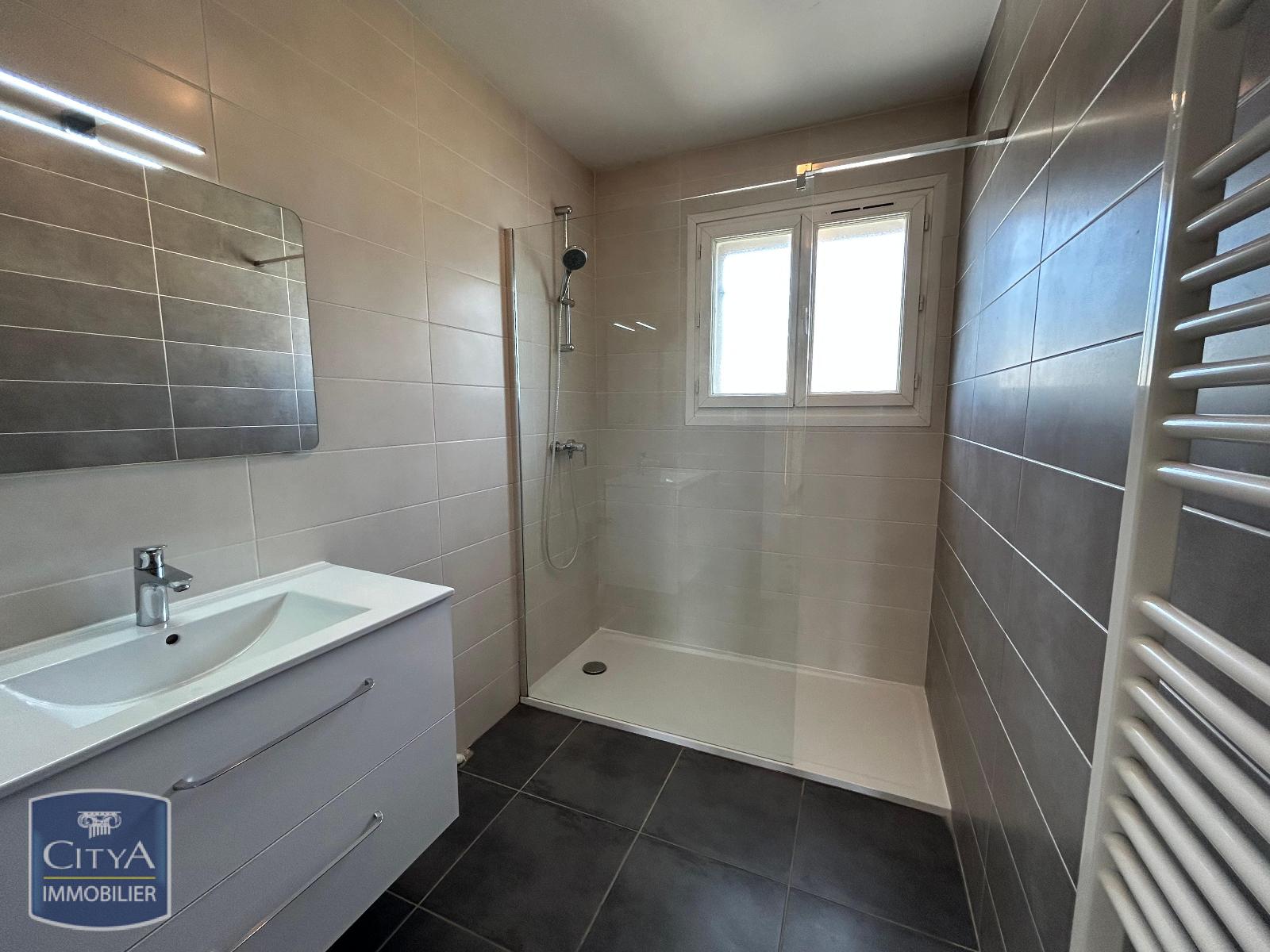Appartement – GRENOBLE ISERE AUVERGNE-RHÔNE-ALPES - Plus